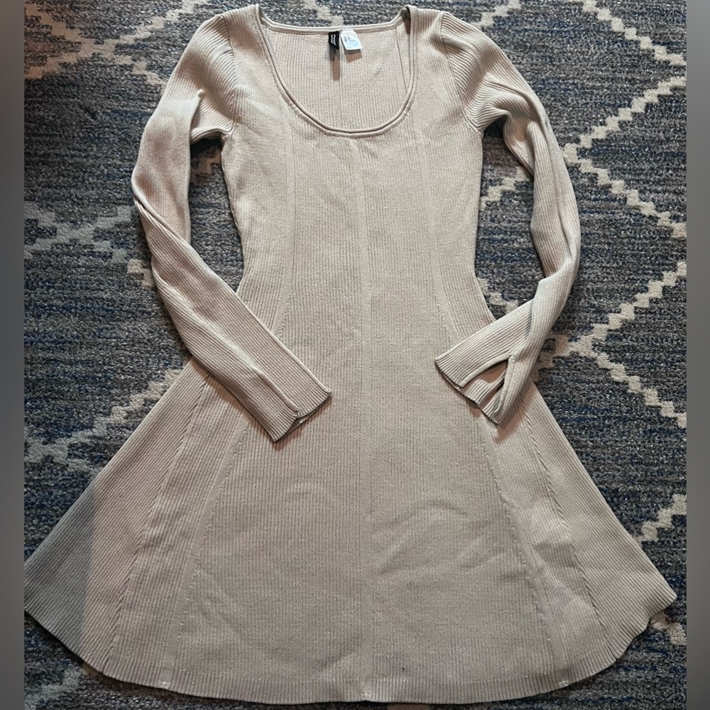 NWOT H&M Divided Size M Ivory Skater Dress NWOT